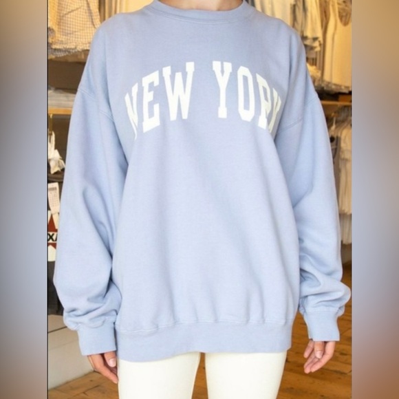 Brandy Melville Tops - Brandy Melville Erica New York Sweatshirt